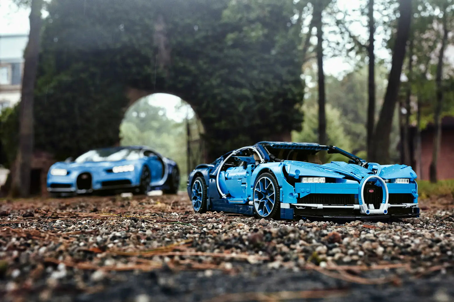 Bugatti Chiron (Discontinued)